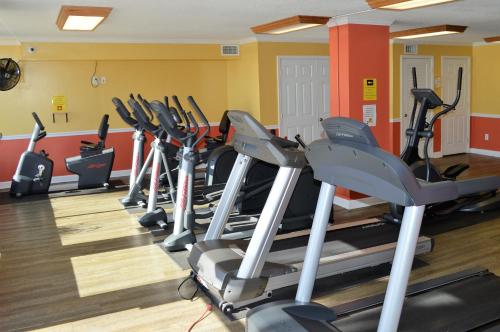 Regency Towers - image 3