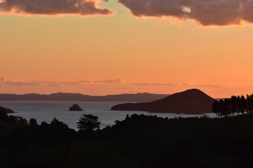 B&B Coromandel - Atea Lodge - Bed and Breakfast Coromandel