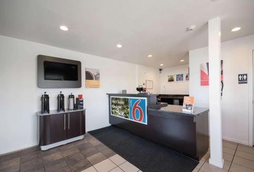 บริการและสิ่งอำนวยความสะดวก, Motel 6 Burlington, WA in เบอร์ลิงตัน (WA)
