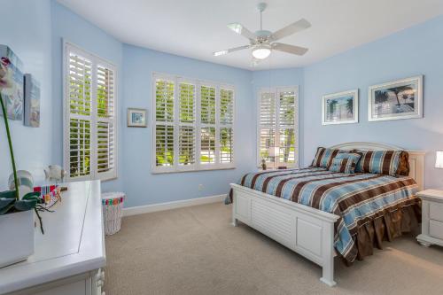 4 Bed 4 Bath Apartment in Cape Coral - image 6