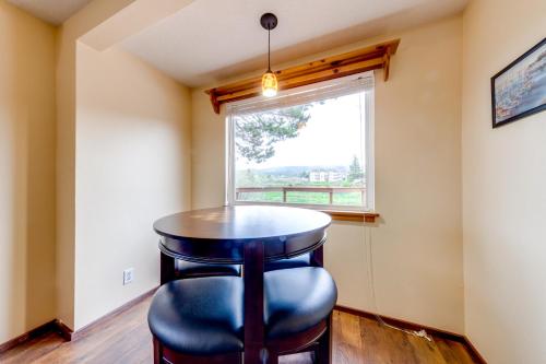2 Bed 1 Bath Vacation home in Seaside - image 6