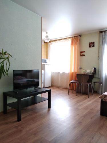 Studio Uspenskogo 7b