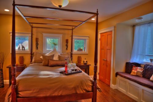 Shawnigan Suite B & B