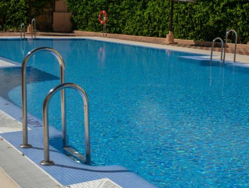  2272-Apt with terrace sea view and pools in Manilva