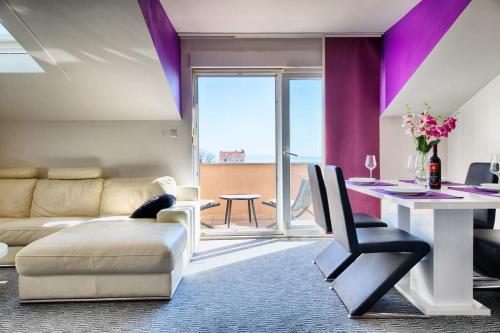  NEW Luxury Apartment Violet, Unterkunft in Split