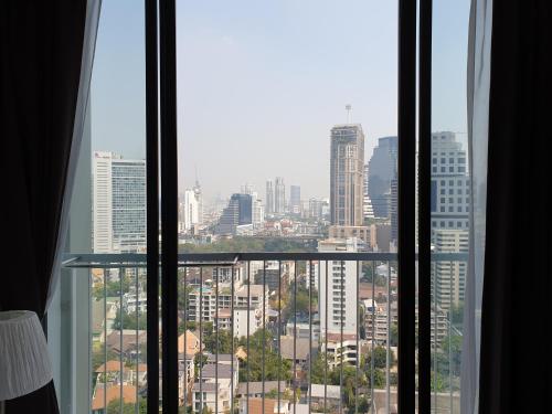 %name Rooftop pool gym luxury cozy condo  Park24 near BTS กรุงเทพ