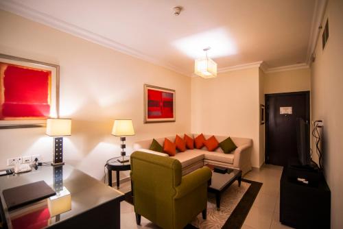 Mercure Hotel Apartments Dubai Barsha Heights - image 9