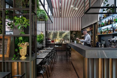 Hotel Sanpi Milano - image 14