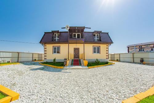 . Гостевой Дом "БуЖеЛе"