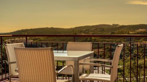 2270-Amazing new 2 bedrooms with furnished terrace - image 3