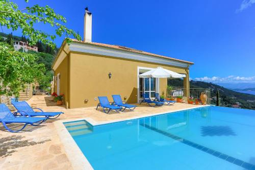  Villa Rose above Agni with amazing views, Pension in Kavalléraina