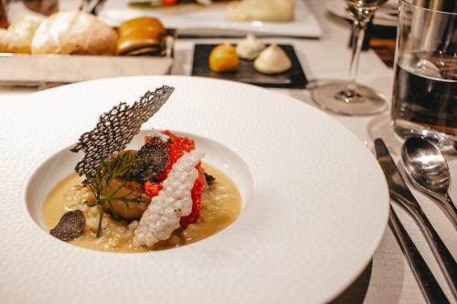 Chandolin Boutique Hotel - image 8