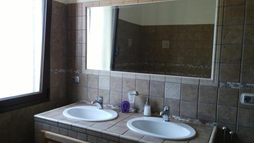 One-Bedroom House image 4