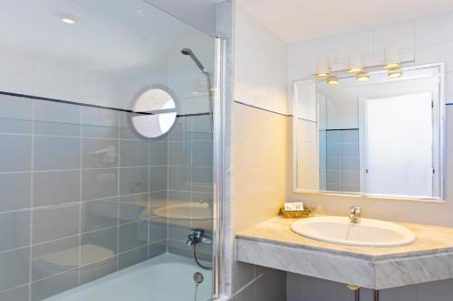Hostal Molins Park - image 10