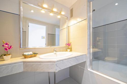 Hostal Molins Park - image 12