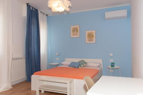 Mondello Beach - Rooms By The Sea Stop at Mondello Beach - Rooms By The Sea to discover the wonders of Mondello. The property has everything you need for a comfortable stay. Free Wi-Fi in all rooms, daily housekeeping, luggage storage