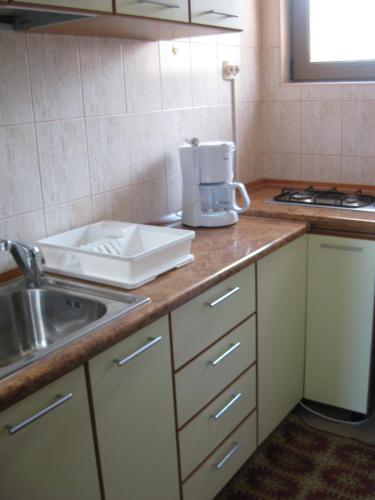 V3 Villa - image 5