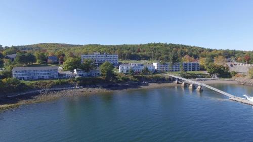 Atlantic Oceanside Hotel & Conference Center