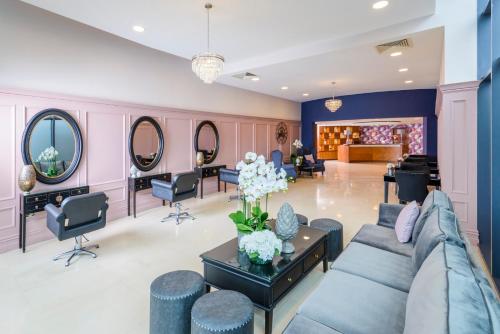 Shearwater Hotel & Spa - image 3