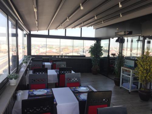 RİVADA HOTEL - image 11