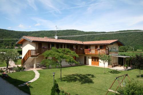 Standard Single Room with Mountain View