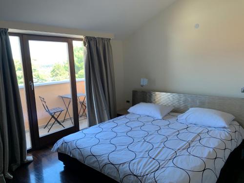 Family Suite with Balcony and Sea View