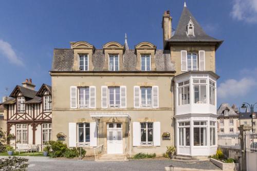 DDAY AVIATORS Le Manoir