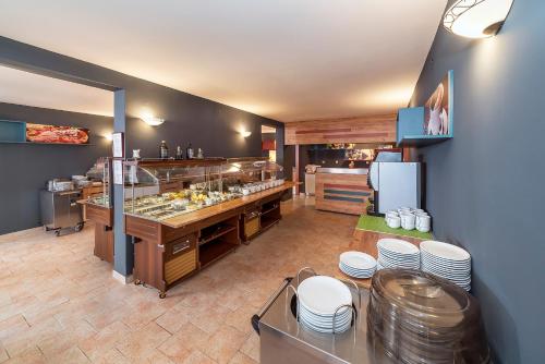 Restaurante, Hotel Omorika in Krk Island