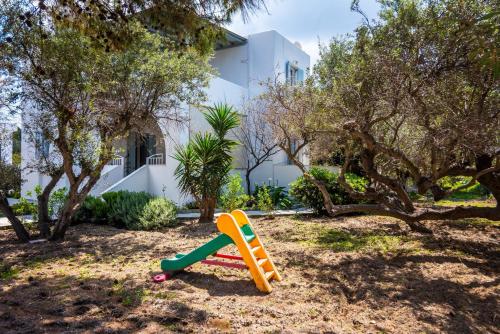 Suasana persekitaran, Iliopoulou Studios in Milos Island
