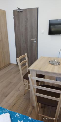 WHITE CORAL CLUB in 灶爾