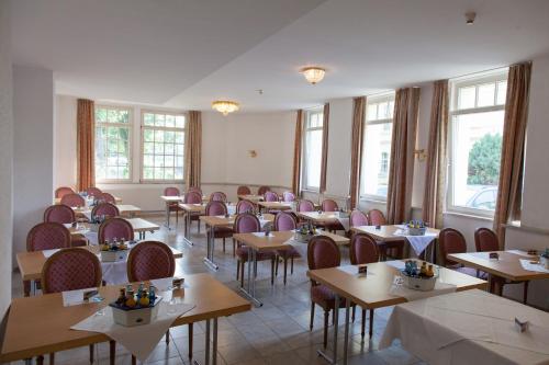 設施, 阿爾滕堡公園酒店 (Parkhotel Altenburg) in 阿爾滕堡