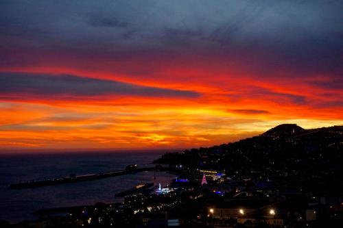  Amazing View Funchal in Santa Luzia