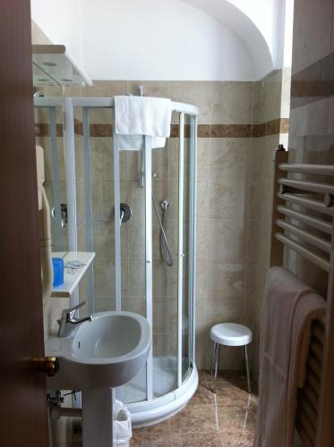 Le Petit Hotel - image 11