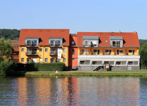 Gasthof Zum Schwanen - Hotel - Kleinostheim