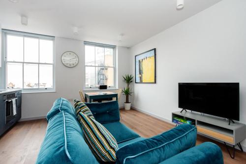 Crashpads Shoreditch the Club Row Collection - image 4