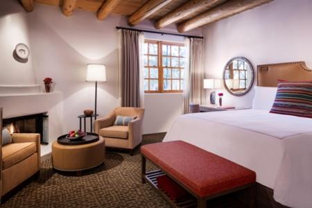 Rosewood Inn of the Anasazi The 5-star Rosewood Inn of the Anasazi offers comfort and convenience whether youre on business or holiday in Santa Fe (NM). The hotel offers a wide range of amenities and perks to ensure you have a 