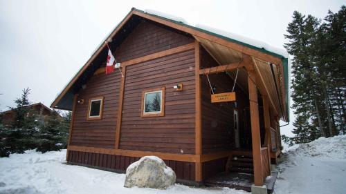 Two Bedroom Chalet with Mountain View