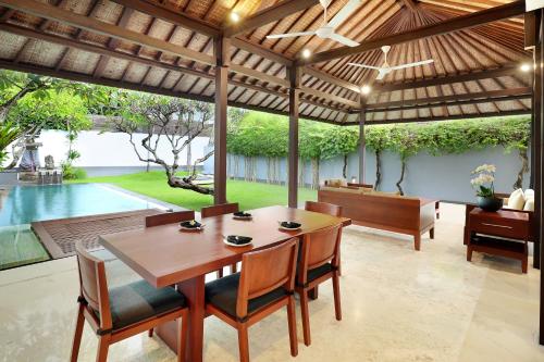 陽台/露台, 水明漾烏瑪薩普納 (Uma Sapna Seminyak) in 水明漾