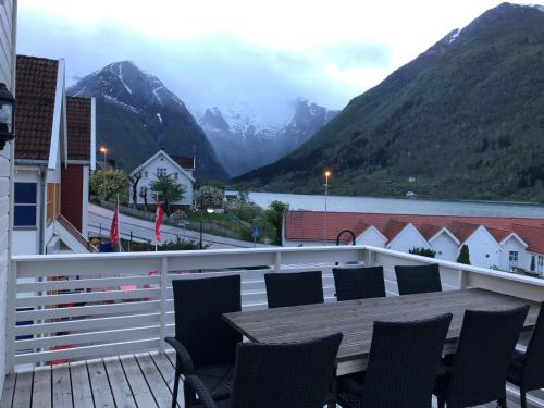 المنطقة المحيطة, Balestrand Fjordapartments in Balestrand City Center