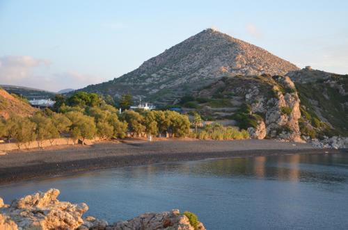 Emporios Bay Hotel