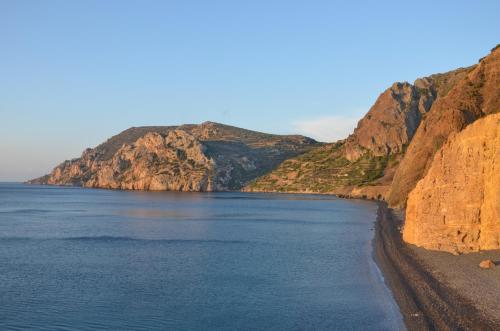 Emporios Bay Hotel