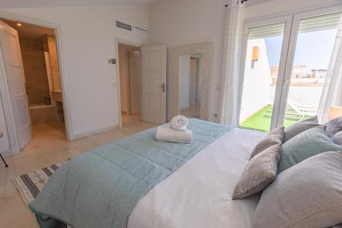 LAS CAÑAS BEACHFRONT HAVEN - image 2