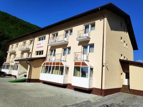 Hostel Caliman - image 3