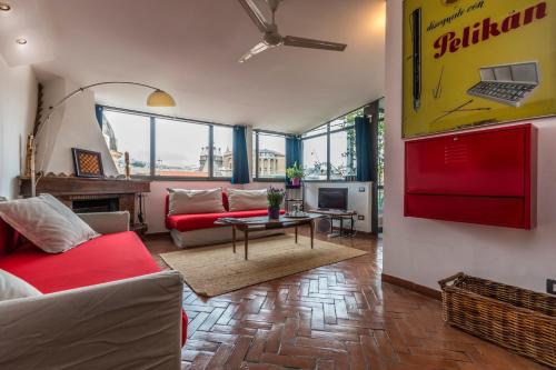 Panoramic Penthouse with terrace, Naples (photo 9)