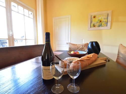 Einrichtungen, Mansion in Charrin by Loire with Pool in Paray-le-Monial