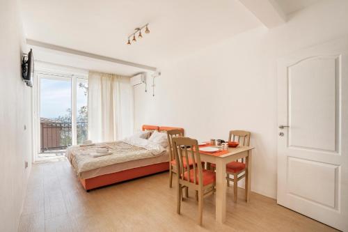 2 twin beds