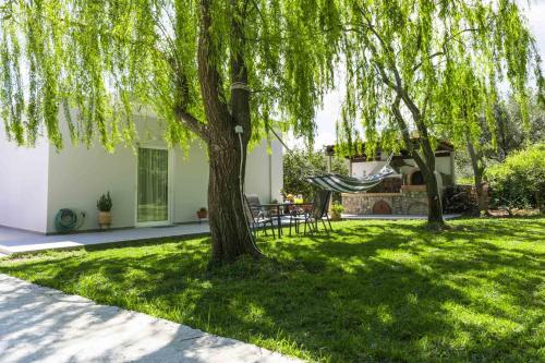  Liofyto House Private Garden in Psathoyiánnos