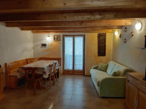 Maisonnette de montagne in Olomonta