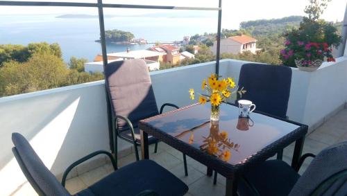 Apartmani Zdenka Savar-Maslina in Savar