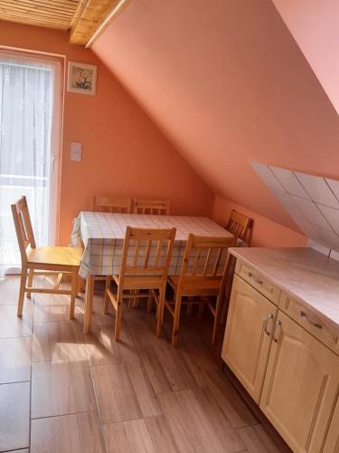 Facilities, Aleksa apartman in Lesencetomaj